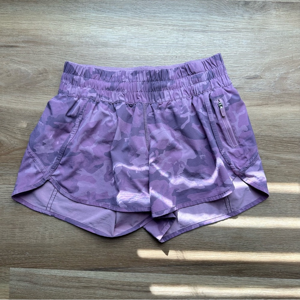 Lululemon Tracker Shorts 4”
